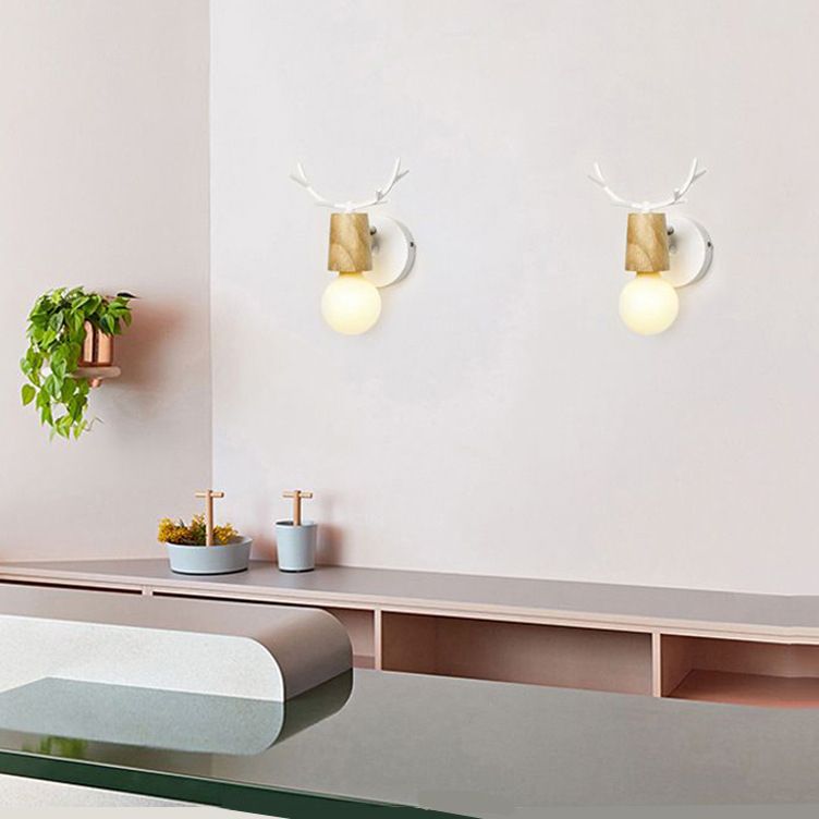 Antler Wall Light – E27 – Rustic – Wood & Glass – Black/White