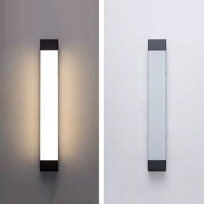 LED Linear Wall Light – LED – Minimalist – Metal & Acrylic – Black