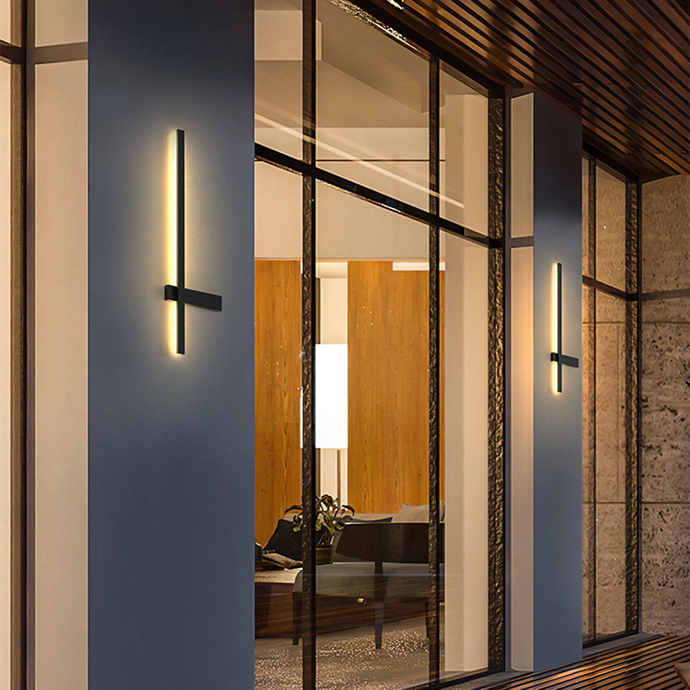 Linear Outdoor Wall Light – LED – Minimalist – Metal – Black