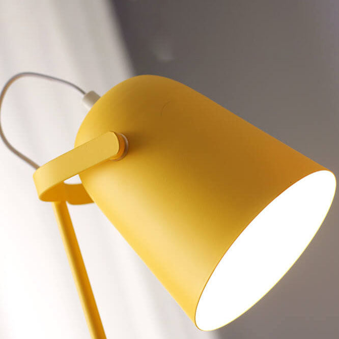 Metal Desk Lamp – LED Bulb Included – Scandinavian Minimalist – Metal