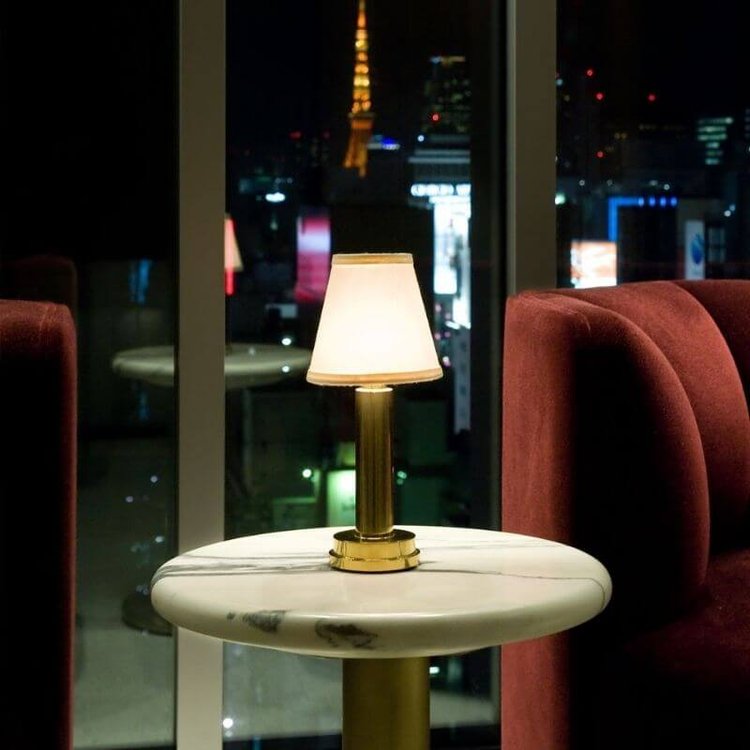 Cordless Fabric Shade Table Lamp – Minimalist – Aluminium & Fabric