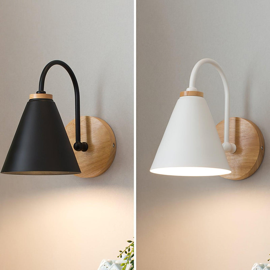 Nordic Wood Wall Light – E27 – Scandinavian – Iron & Wood