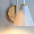 Nordic Wood Wall Light – E27 – Scandinavian – Iron & Wood
