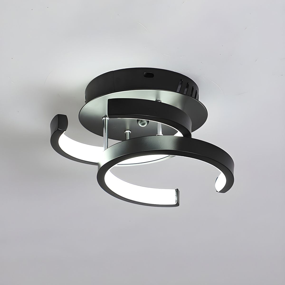 Small Flush Ceiling Light – Integrated LED – Modern – Metal