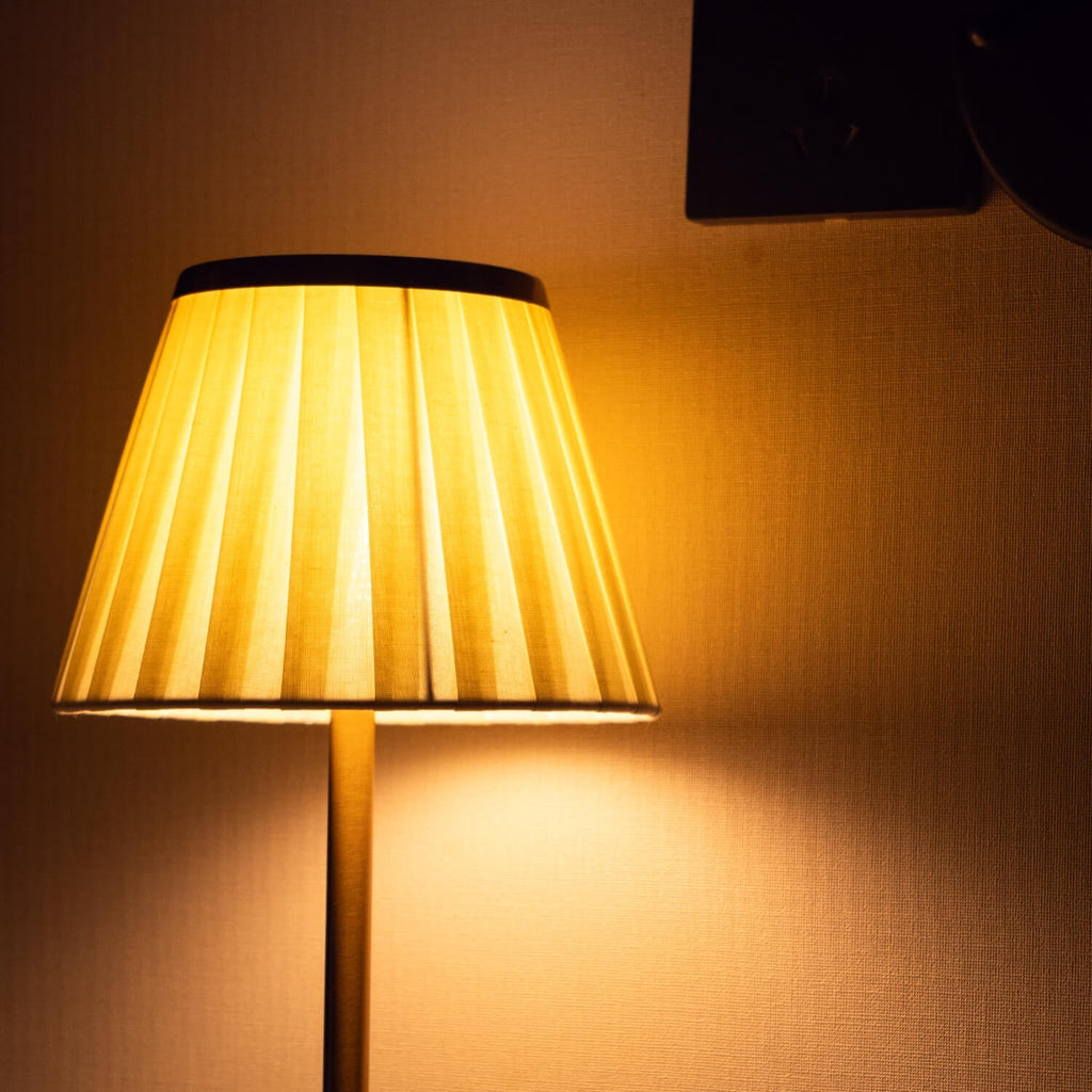 Cordless Fabric Shade Table Lamp – Minimalist – Iron & Fabric – Gold