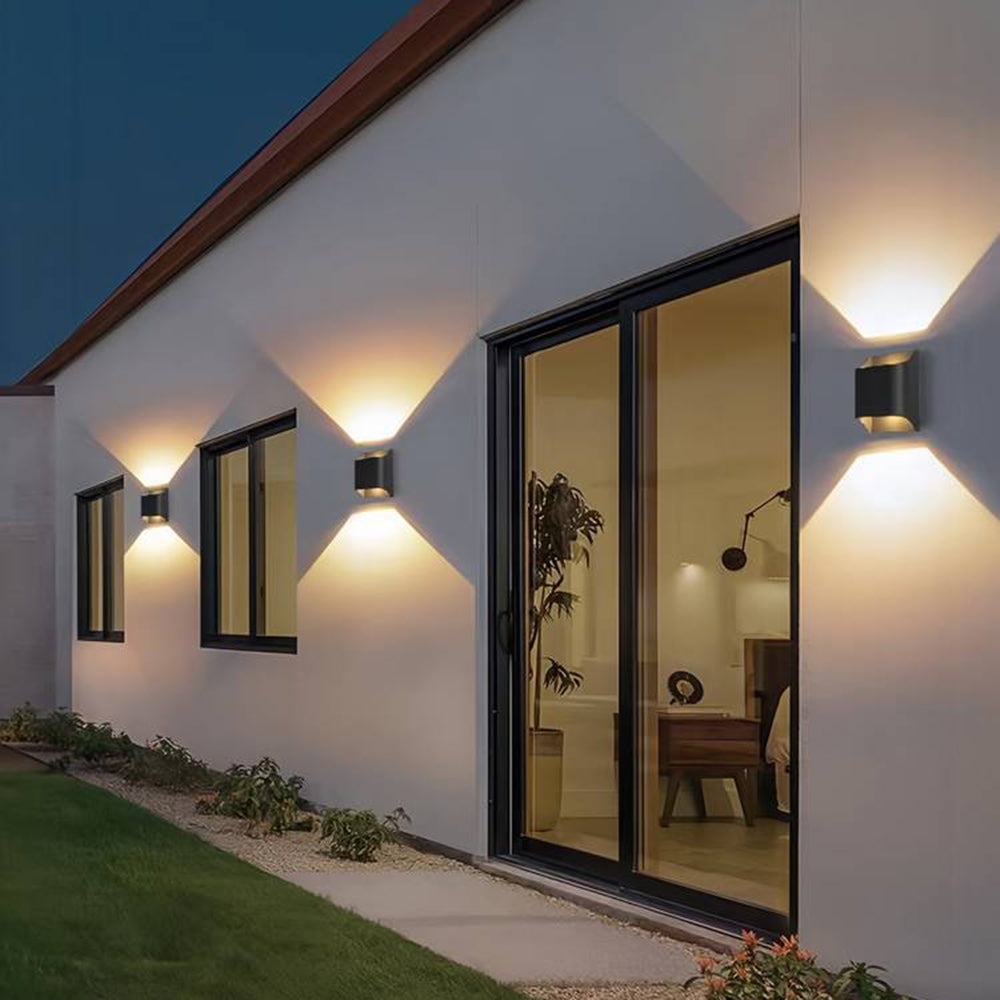 Up Down Outdoor Wall Light – LED – Modern – Metal – Black – 10-35cm