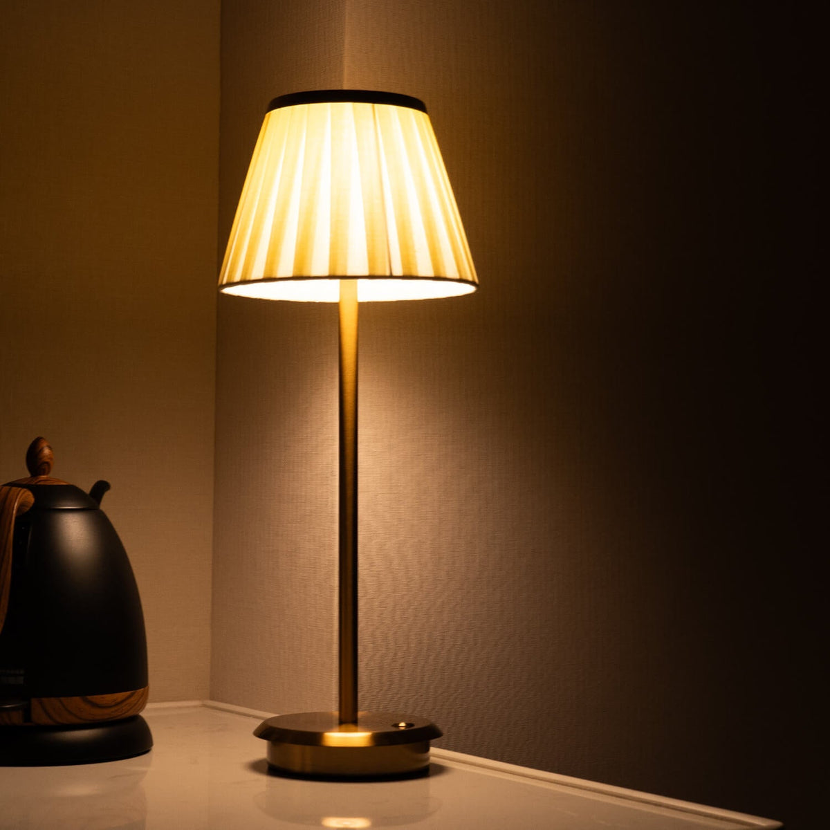 Cordless Fabric Shade Table Lamp – Minimalist – Iron & Fabric – Gold