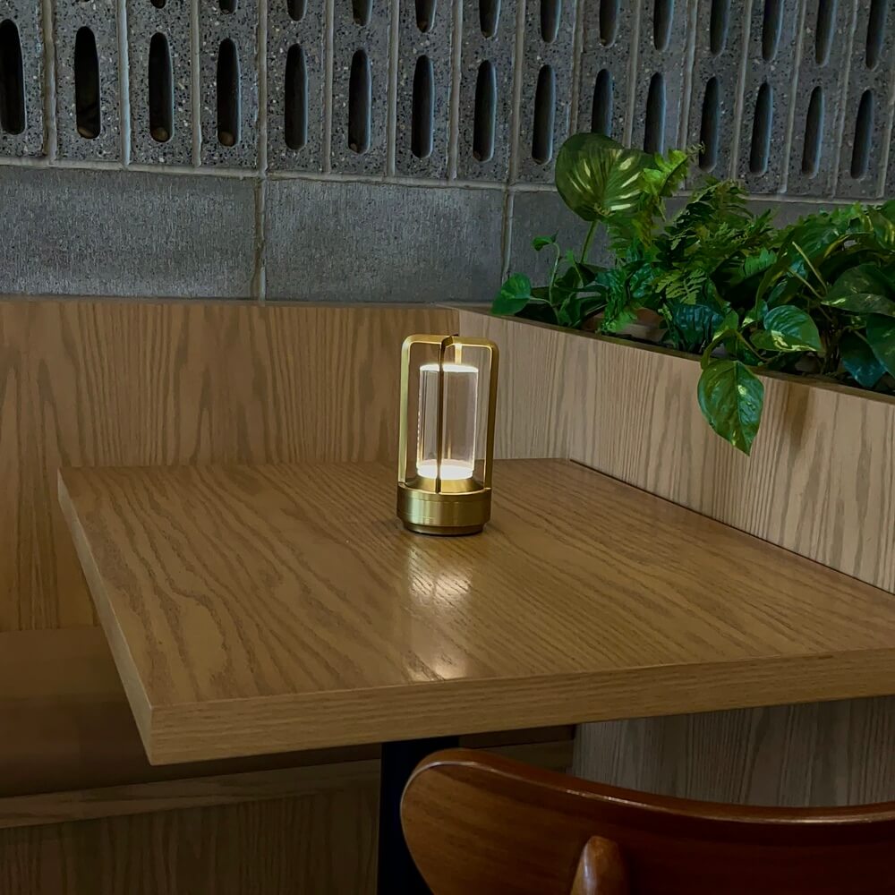 Cordless Lantern Table Lamp – LED – Modern – Aluminium & Acrylic