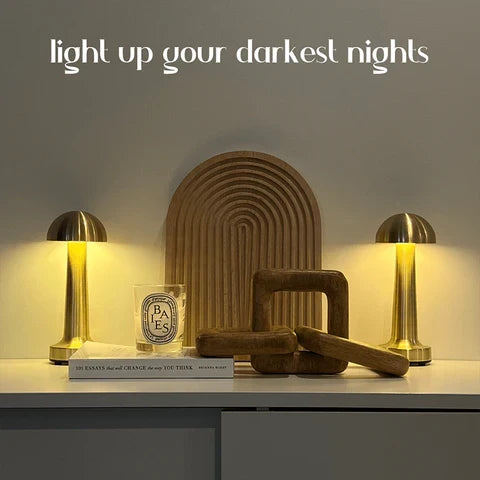 Cordless Table Lamp – Minimalist – Iron & Acrylic – Gold/Black – 21cm