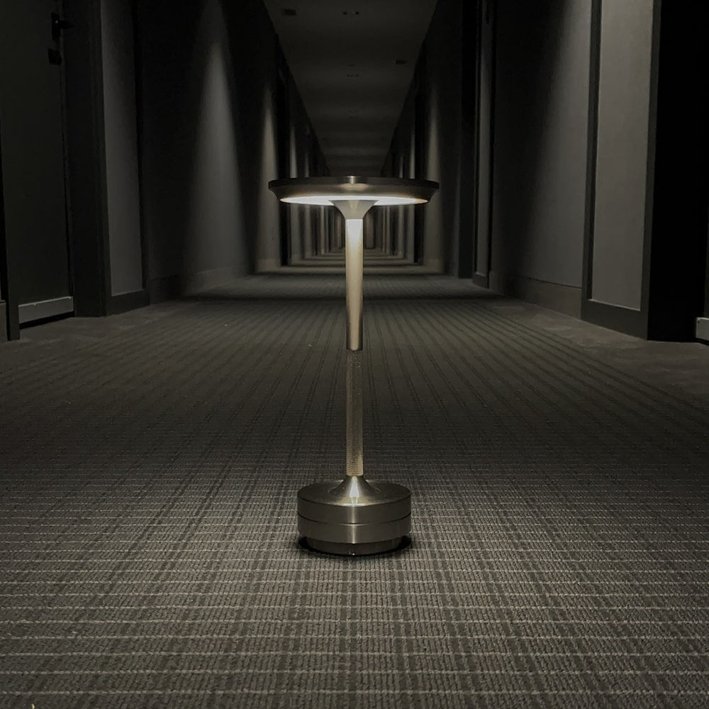 Cordless Table Lamp – Integrated LED – Modern – Aluminium