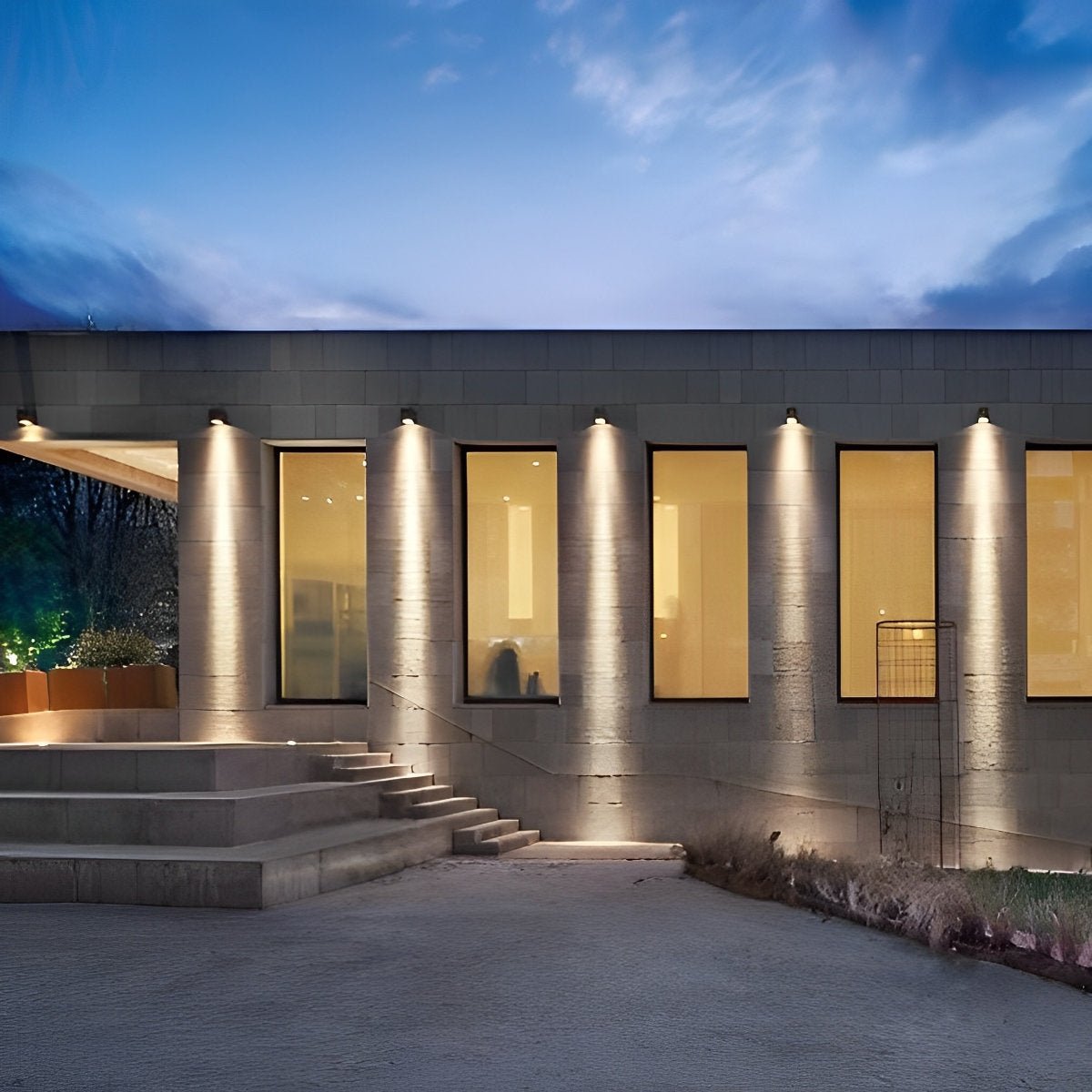 Outdoor Wall Spotlight – LED – Modern – Die Cast Aluminium & Glass