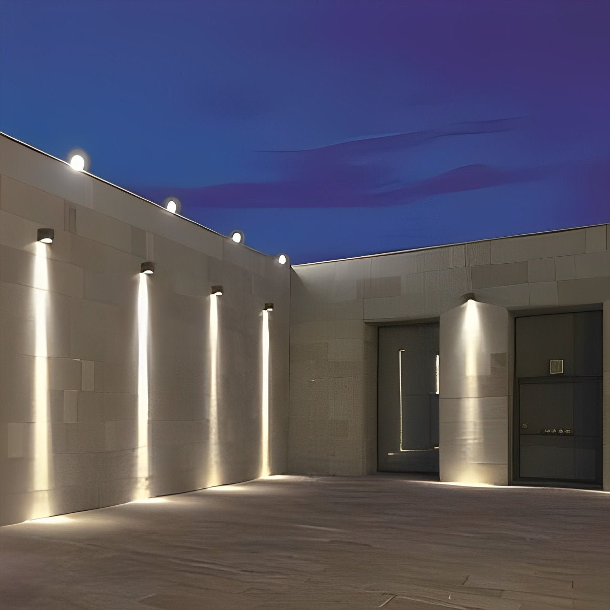 Outdoor Wall Spotlight – LED – Modern – Die Cast Aluminium & Glass