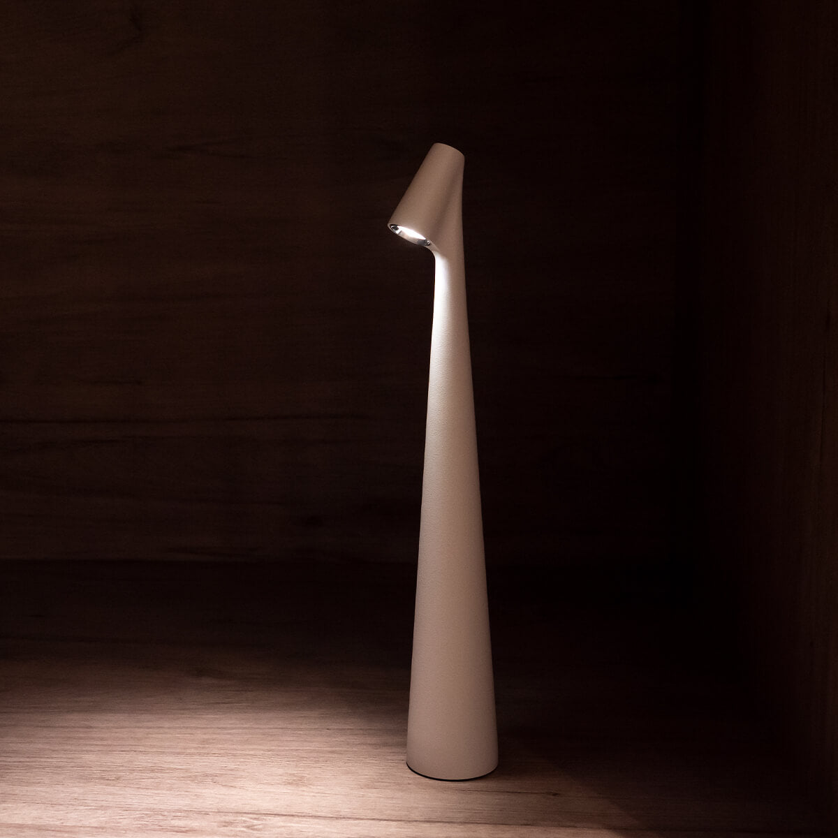 Cordless Table Lamp – LED – Modern Minimalist – Aluminium – 6 Colours